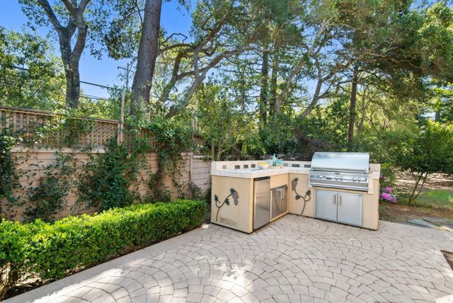 335 Bridlewood Court, Santa Cruz, CA 95060