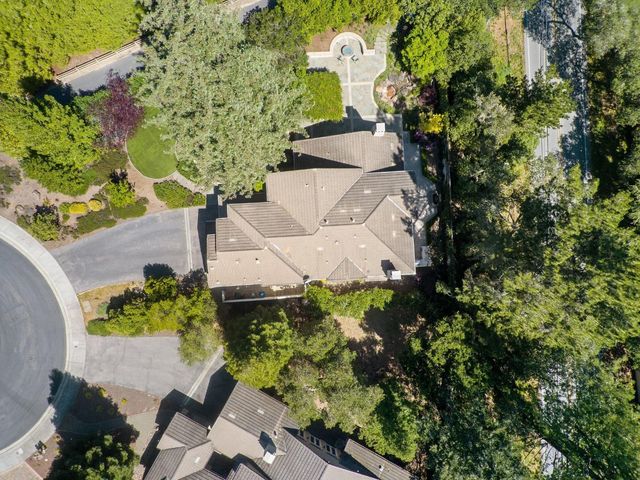 335 Bridlewood Court, Santa Cruz, CA 95060