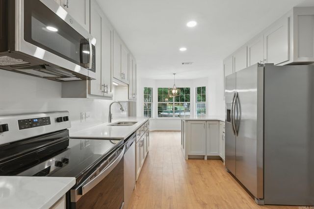 6 Eve Lane, Conway, AR 72034