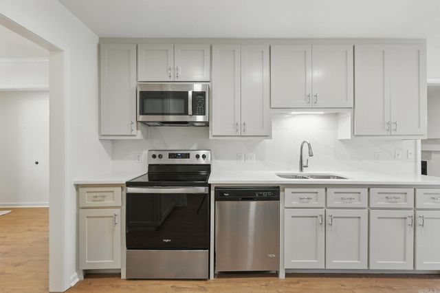 6 Eve Lane, Conway, AR 72034