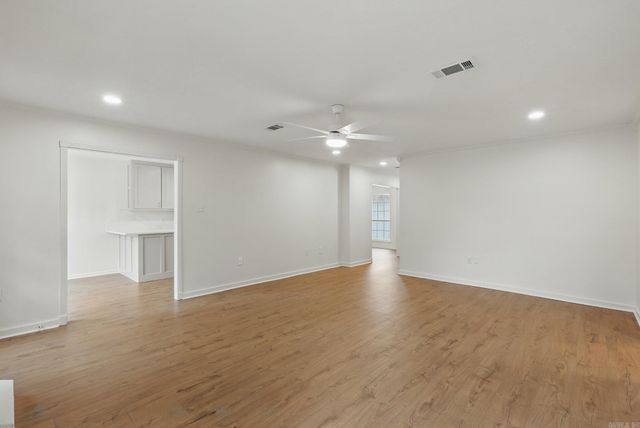 6 Eve Lane, Conway, AR 72034