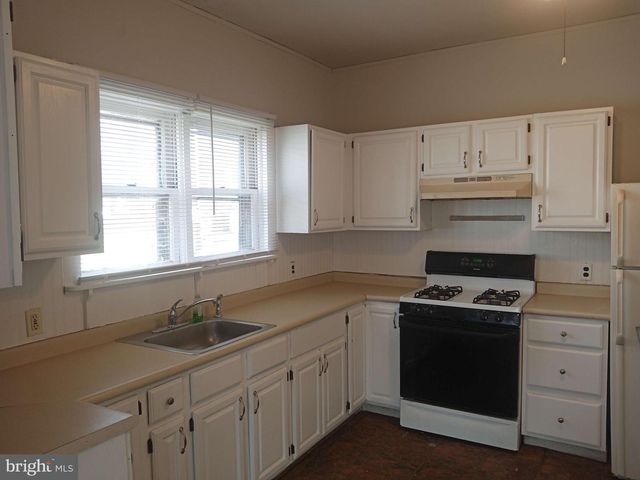 634 LAUREL ST, Delanco, NJ 08075