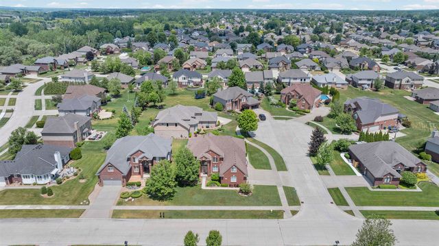 18913 Strongford Drive, Macomb Twp, MI 48044