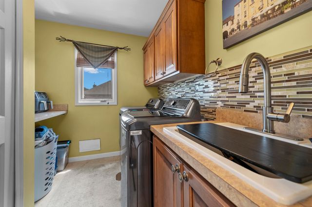 18913 Strongford Drive, Macomb Twp, MI 48044