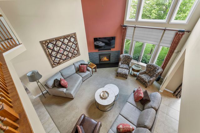 18913 Strongford Drive, Macomb Twp, MI 48044