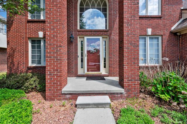 18913 Strongford Drive, Macomb Twp, MI 48044