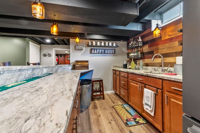 18913 Strongford Drive, Macomb Twp, MI 48044