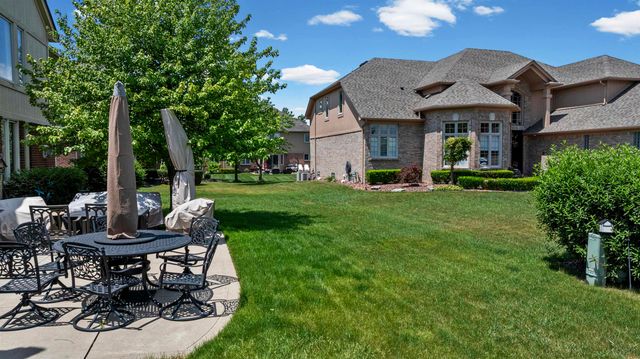 18913 Strongford Drive, Macomb Twp, MI 48044