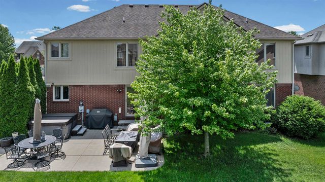 18913 Strongford Drive, Macomb Twp, MI 48044