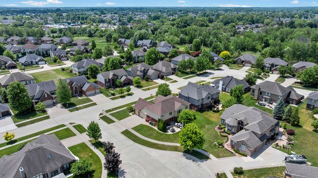 18913 Strongford Drive, Macomb Twp, MI 48044