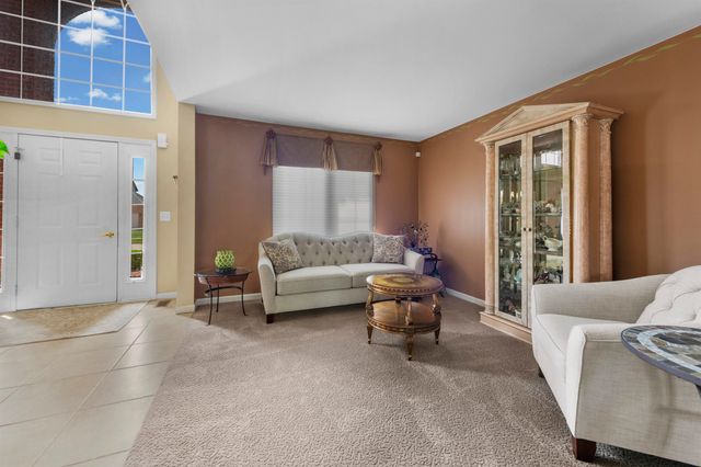 18913 Strongford Drive, Macomb Twp, MI 48044