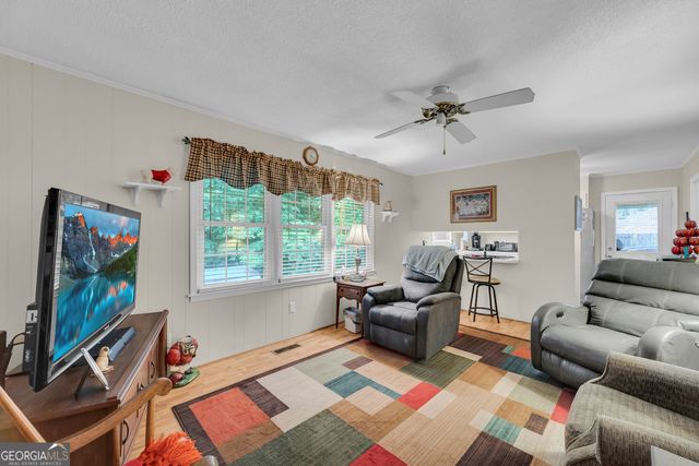 751 Collier Road, Toccoa, GA 30577