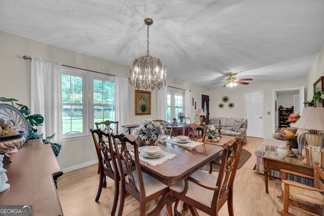 751 Collier Road, Toccoa, GA 30577