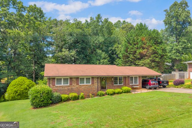751 Collier Road, Toccoa, GA 30577