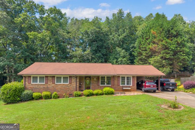 751 Collier Road, Toccoa, GA 30577