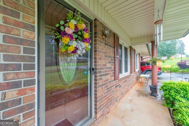 751 Collier Road, Toccoa, GA 30577