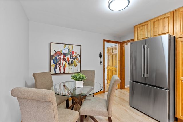 10 Walnut Road, Chelmsford, MA 01824