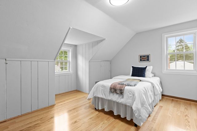 10 Walnut Road, Chelmsford, MA 01824