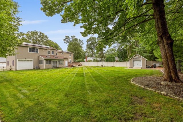 10 Walnut Road, Chelmsford, MA 01824