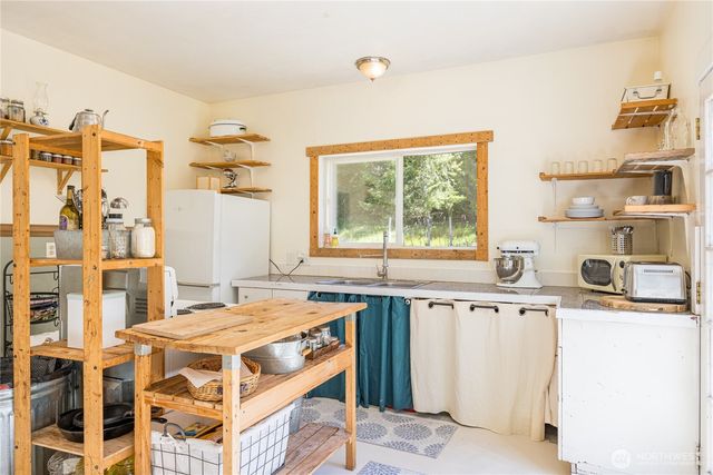 240304 W Hwy 101, Port Angeles, WA 98363