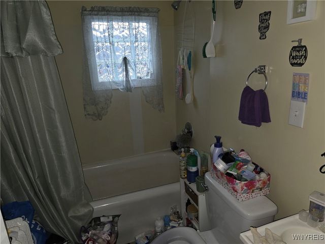 12 Olcott Place, Cheektowaga, NY 14225