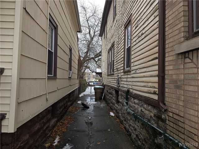 12 Olcott Place, Cheektowaga, NY 14225