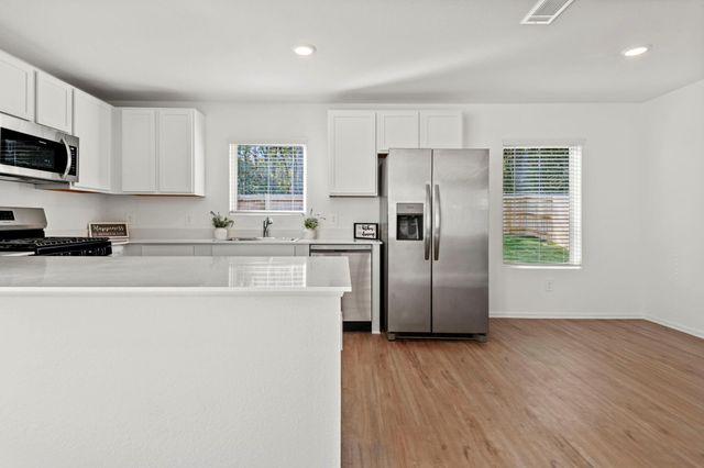 17194 Quaking Aspen Lane, New Caney, TX 77357