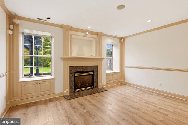 216 S HILL DR, Westampton, NJ 08060