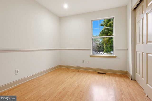 216 S HILL DR, Westampton, NJ 08060