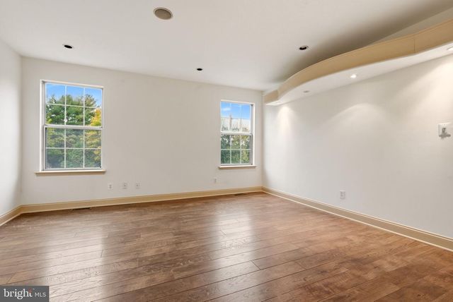 216 S HILL DR, Westampton, NJ 08060