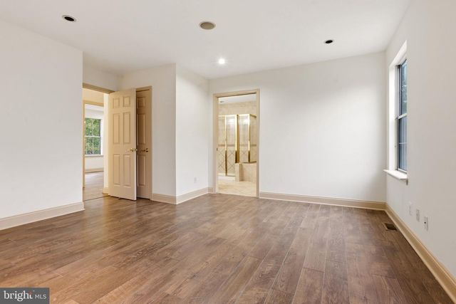 216 S HILL DR, Westampton, NJ 08060
