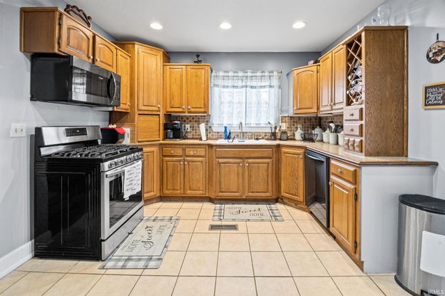 310 E 7th Street, Fowler, IN 47944