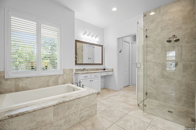 602 Didgeridoo Trl, New Braunfels, TX 78132