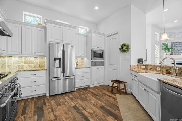 602 Didgeridoo Trl, New Braunfels, TX 78132