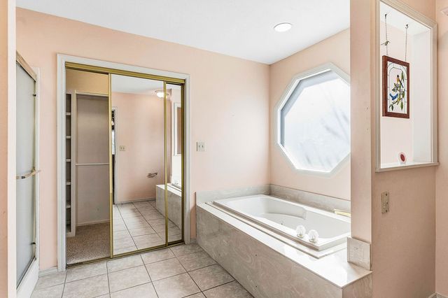 27 Tamworth Circle, Bella Vista, AR 72715