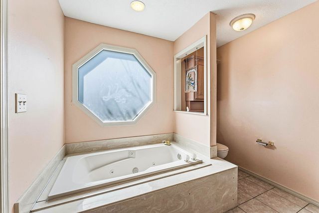 27 Tamworth Circle, Bella Vista, AR 72715