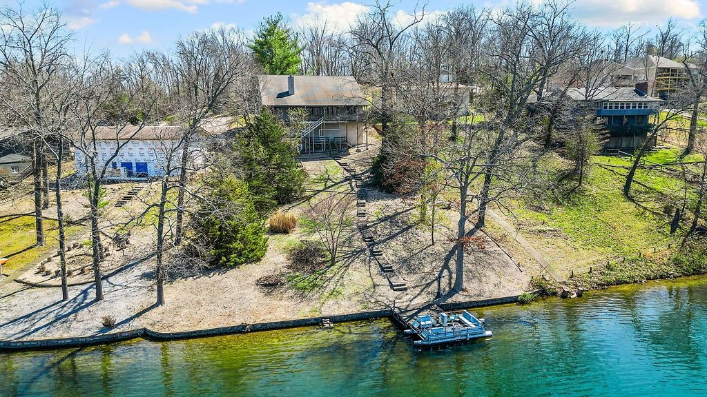 27 Tamworth Circle, Bella Vista, AR 72715