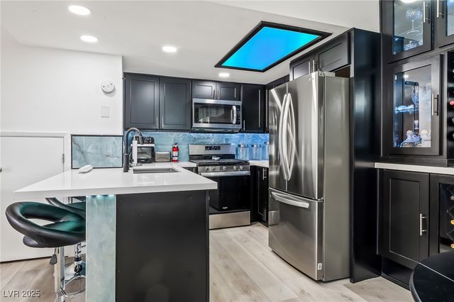 3720 Desert Marina Drive 32, Laughlin, NV 89029