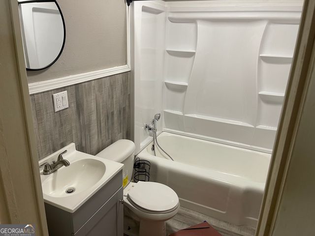 478 S Pond Street, Toccoa, GA 30577