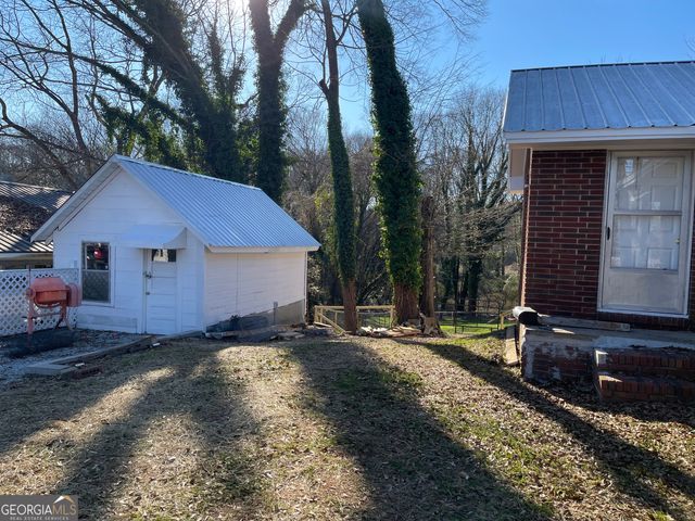 478 S Pond Street, Toccoa, GA 30577