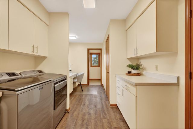 41615 M 43, Paw Paw, MI 49079