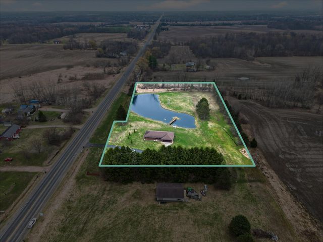 41615 M 43, Paw Paw, MI 49079