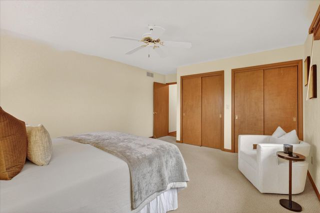 41615 M 43, Paw Paw, MI 49079