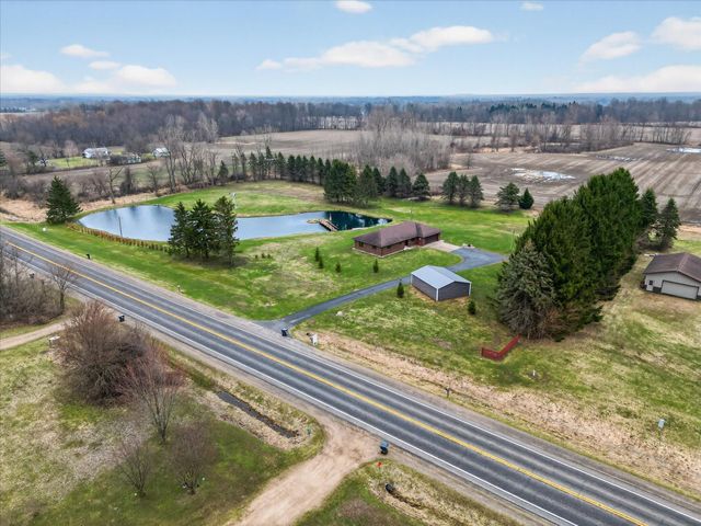 41615 M 43, Paw Paw, MI 49079