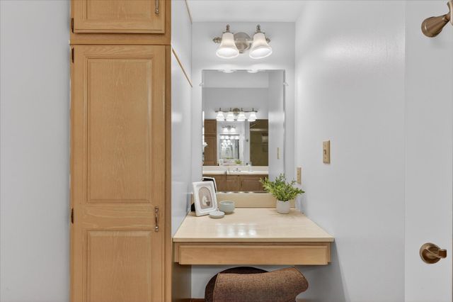 41615 M 43, Paw Paw, MI 49079