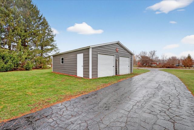 41615 M 43, Paw Paw, MI 49079