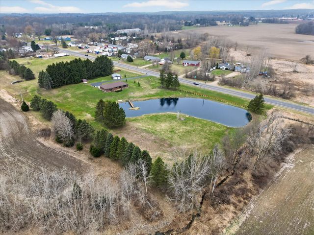 41615 M 43, Paw Paw, MI 49079