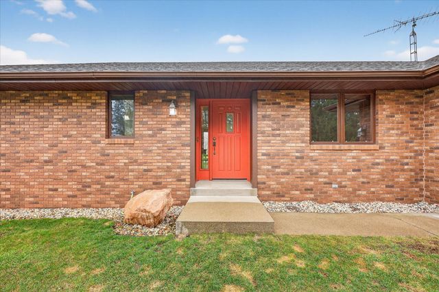 41615 M 43, Paw Paw, MI 49079