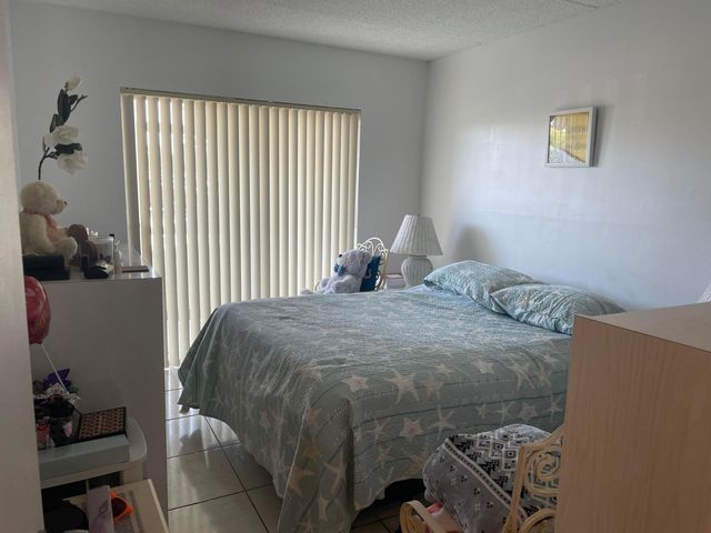 700 Village Green Court 101, Palm Springs, FL 33461