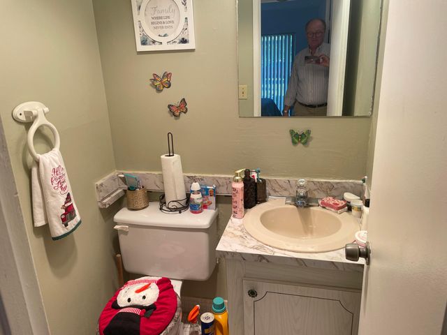 700 Village Green Court 101, Palm Springs, FL 33461